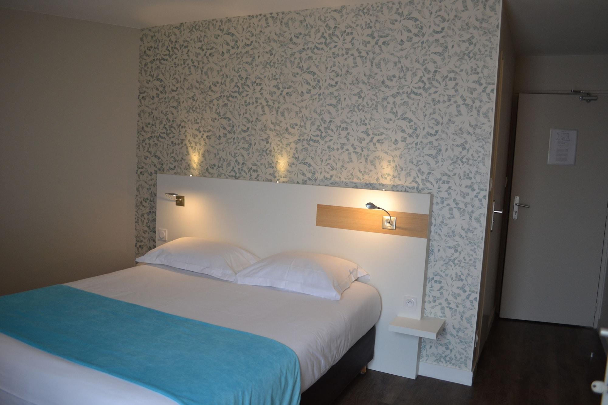 Brit Hotel Les Alizes ポルニック エクステリア 写真
