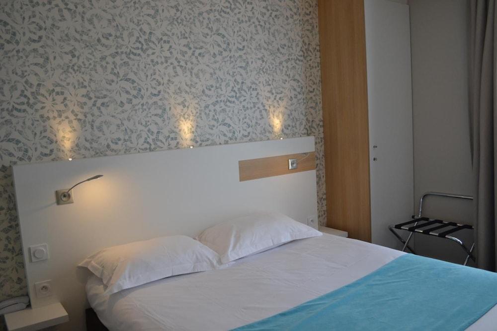 Brit Hotel Les Alizes ポルニック エクステリア 写真