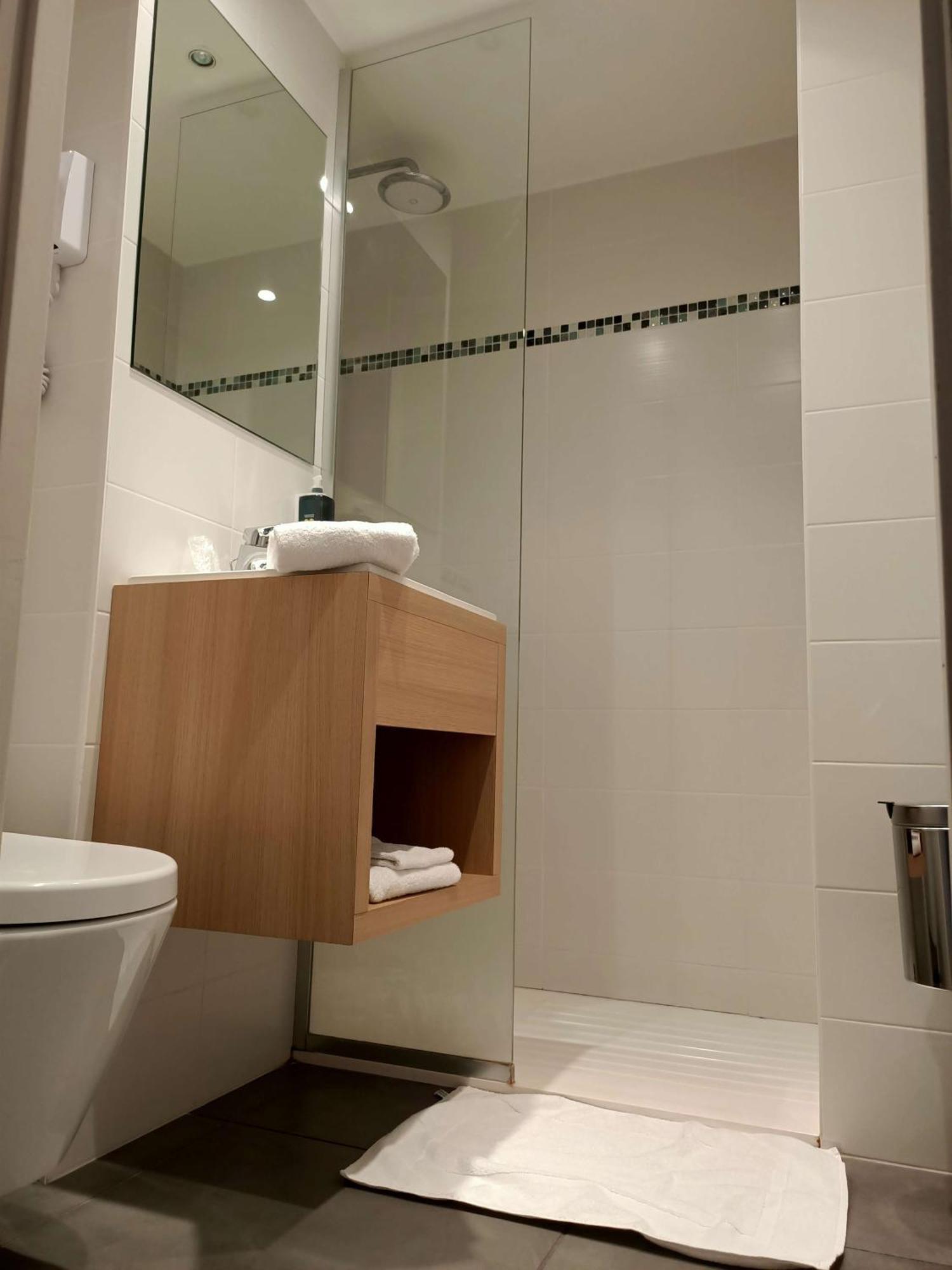 Brit Hotel Les Alizes ポルニック エクステリア 写真