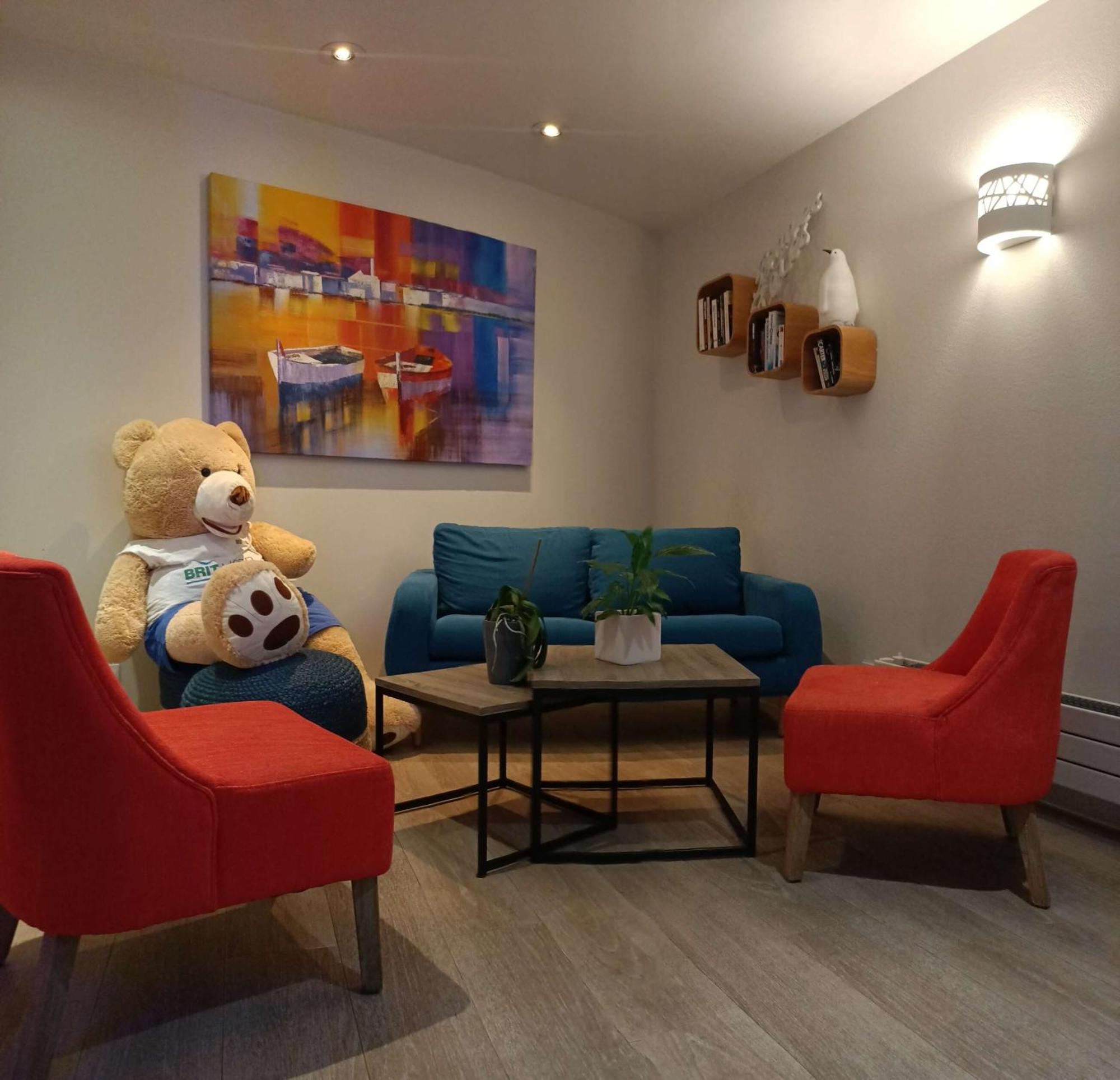 Brit Hotel Les Alizes ポルニック エクステリア 写真